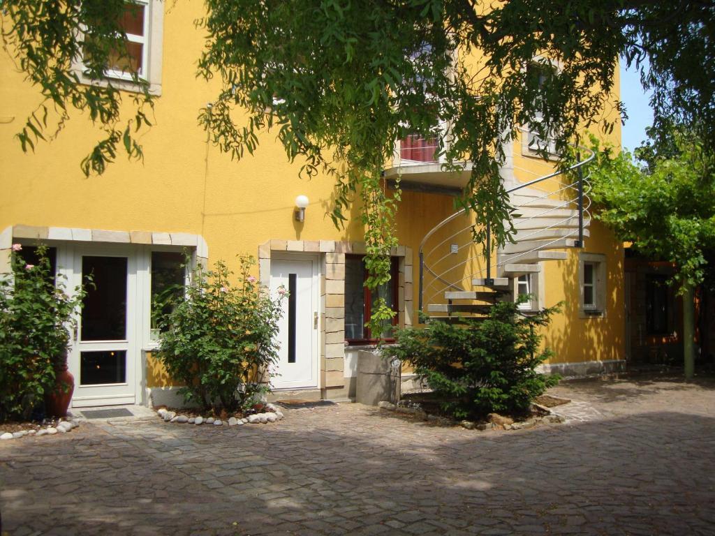 Art Apartments Dresden Exterior photo